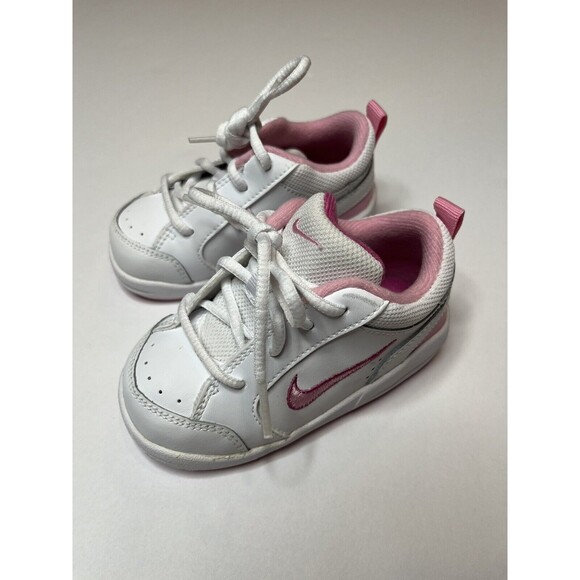 Nike Baby/Toddler Shoes 327591-161 6CW Size 6CW Pink NEW Baby Sneakers Nike - Picture 1 of 4